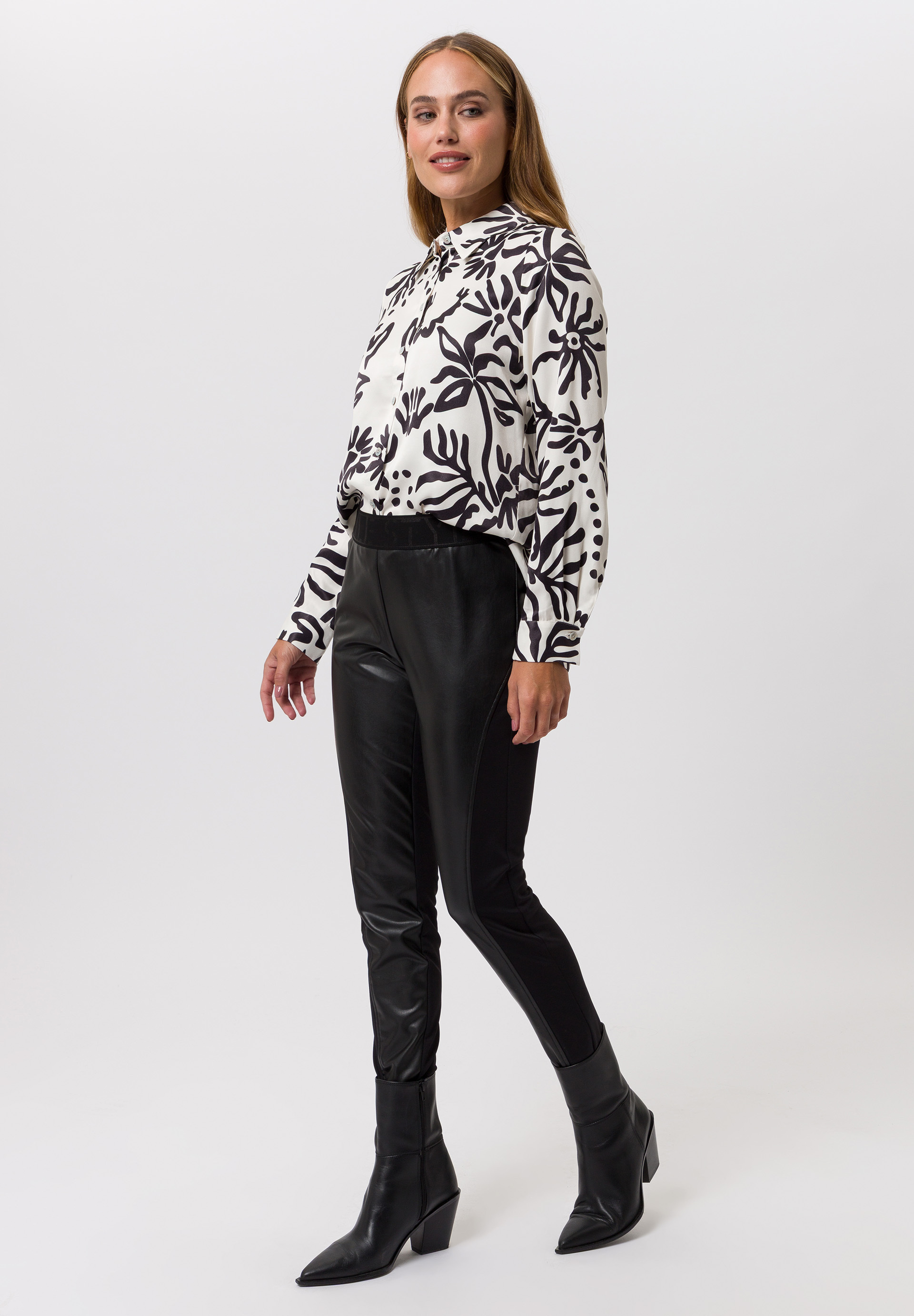 Bluse mit Statement-Print - Produktbild 2