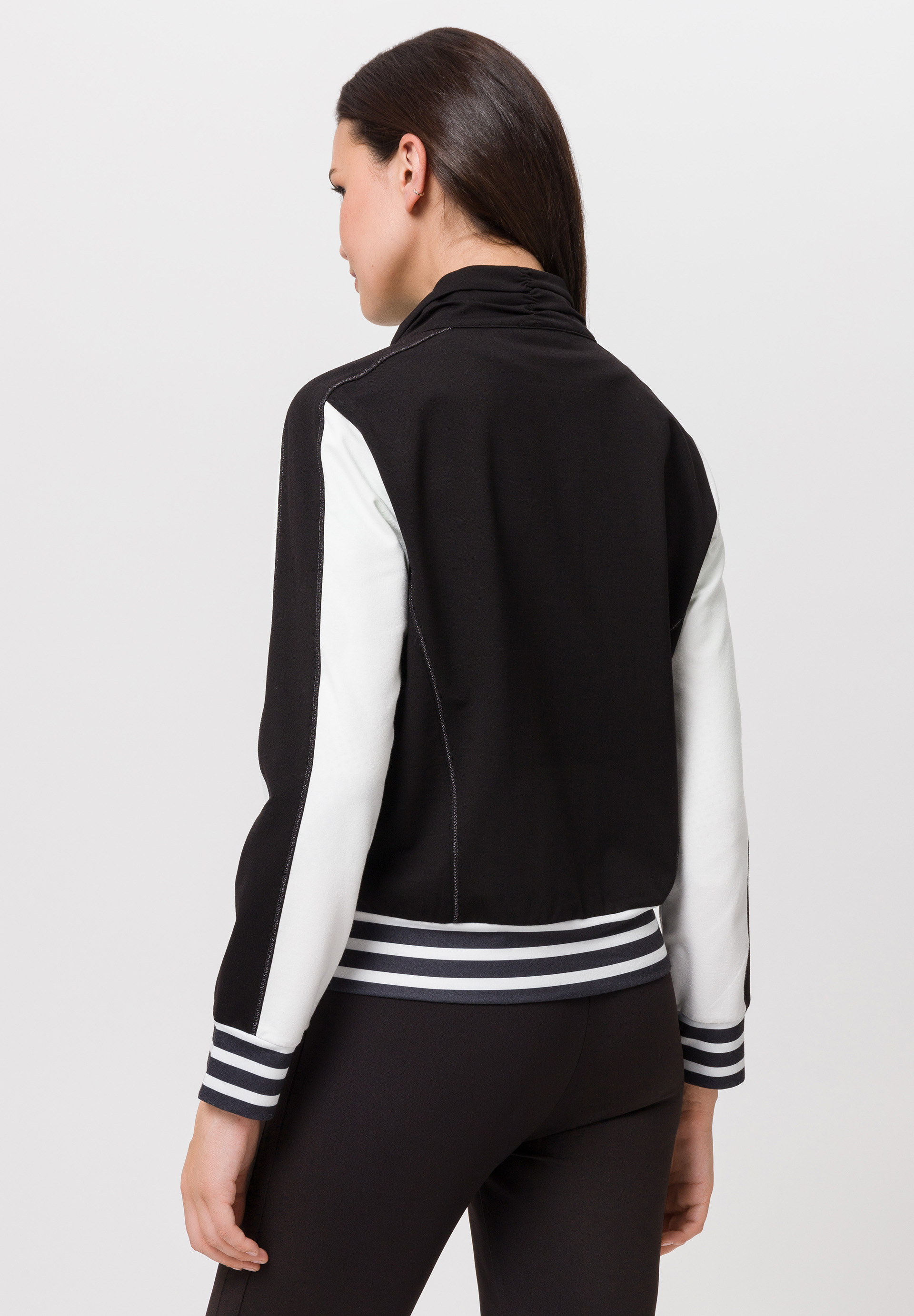 Jacke mit bedrucktem Front-Einsatz - Bild 2 Jacke mit bedrucktem Front-Einsatz - Bild 2
