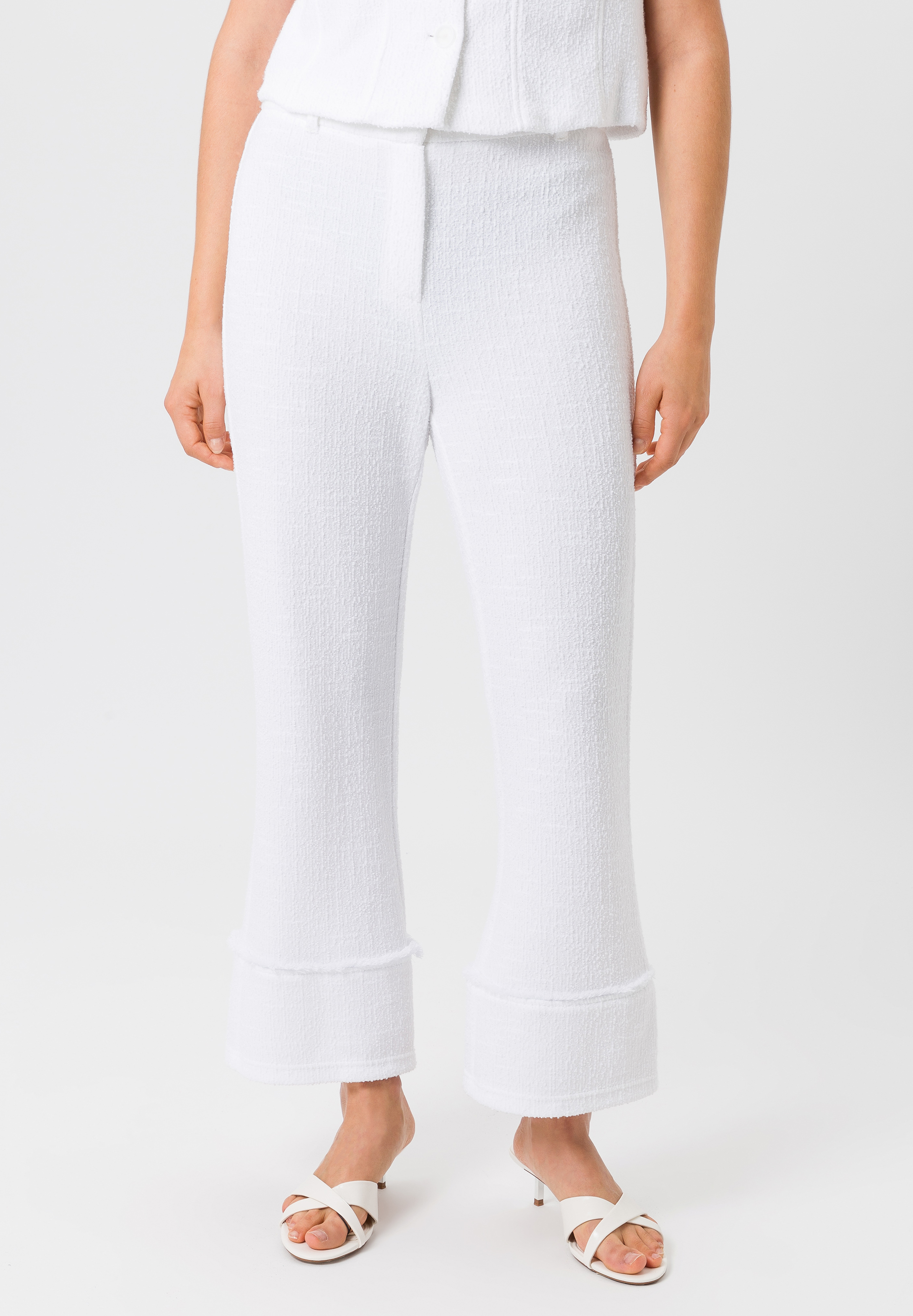 Hose mit dekorativem Saum - Bild 1 Hose mit dekorativem Saum - Bild 1