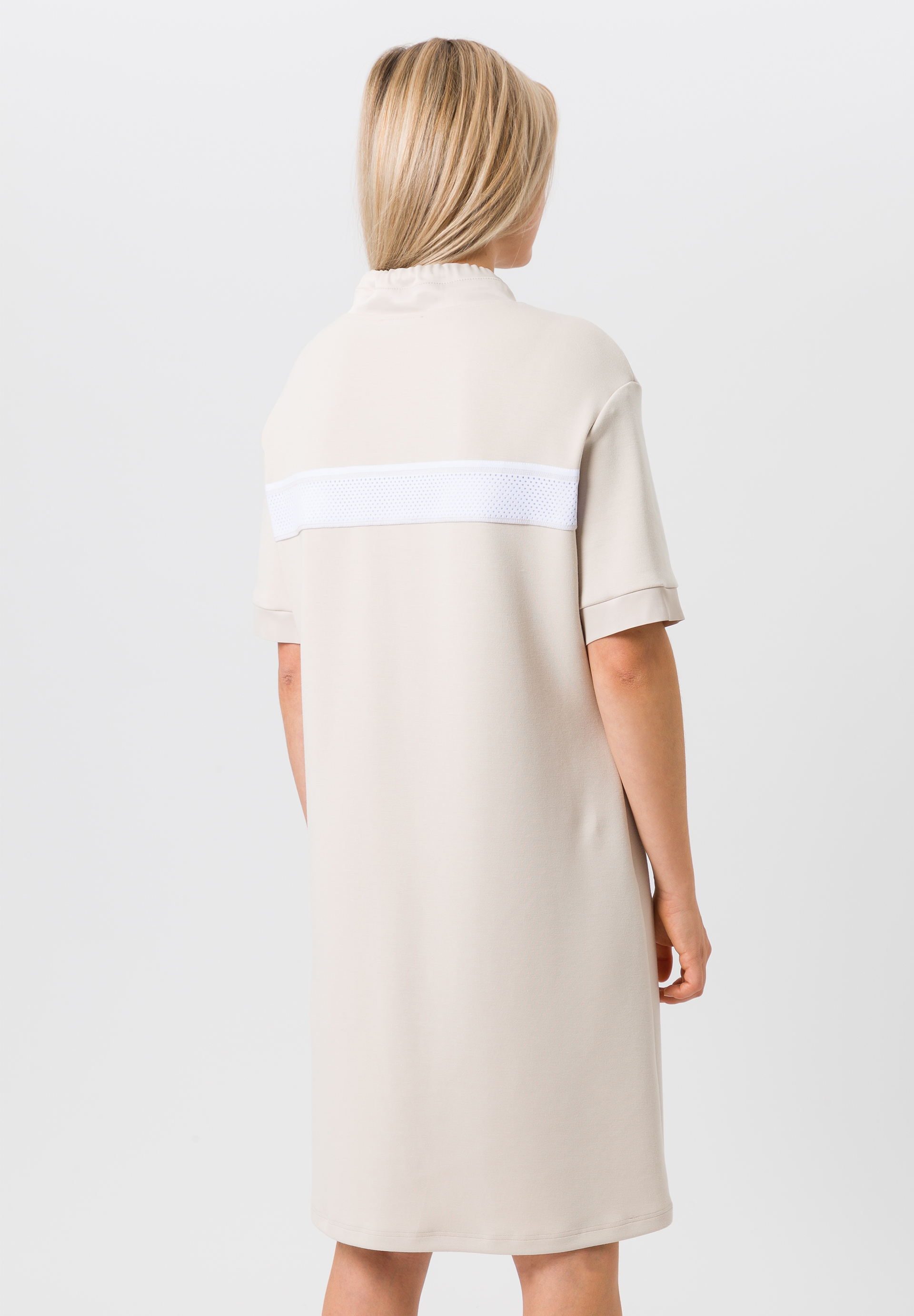 Kleid mit kurzen Ärmeln - Bild 2