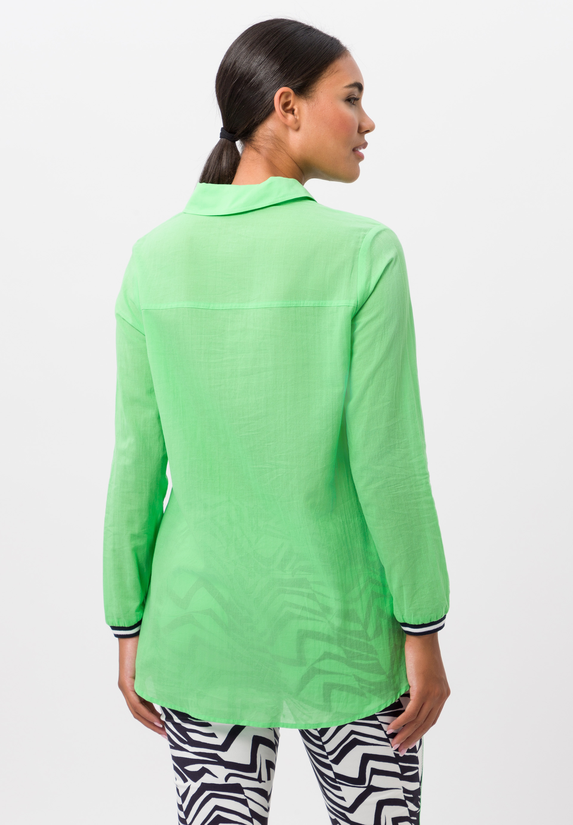 Longstyle-Bluse mit klassischem Blusenkragen - Bild 2