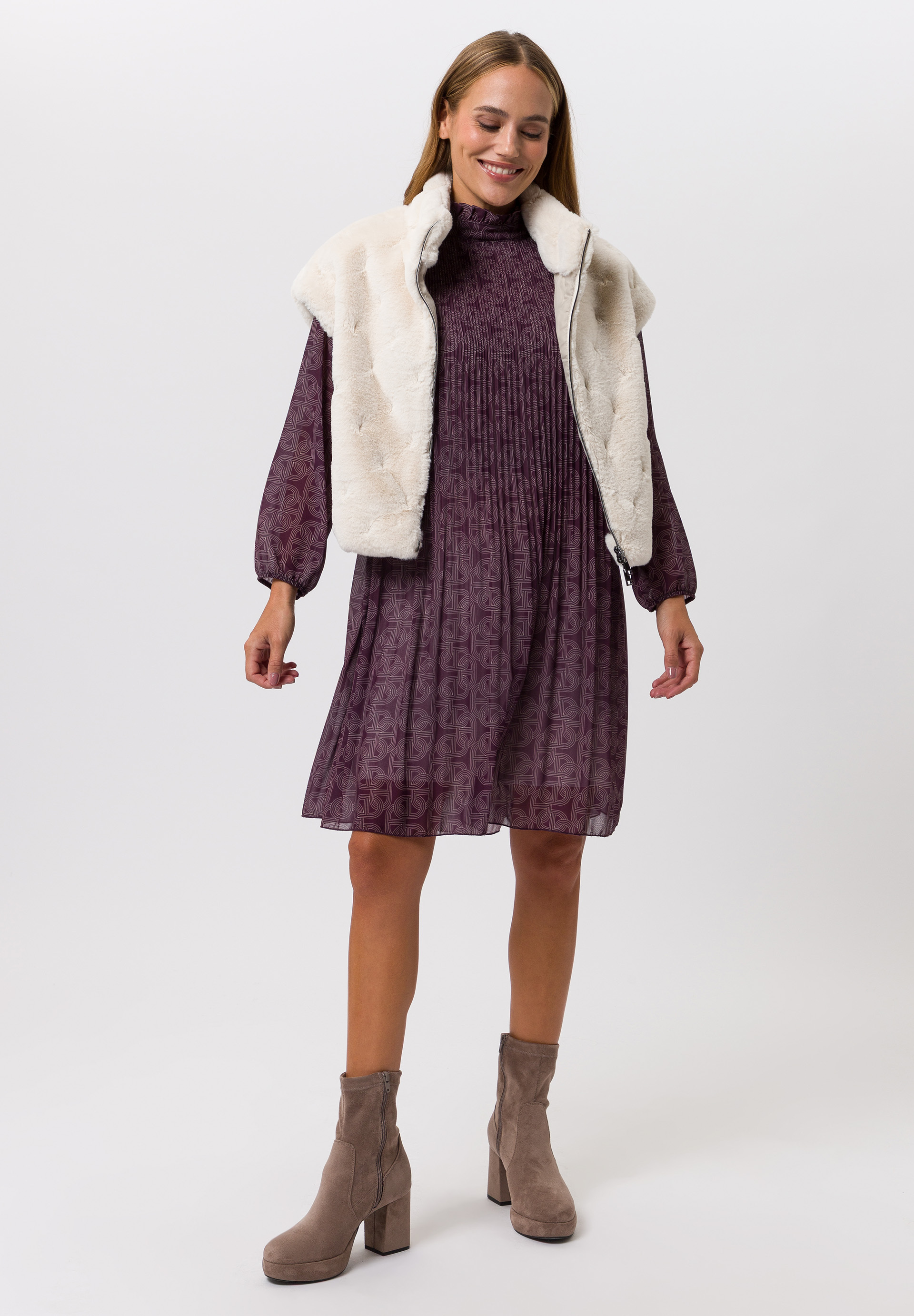 Dress With pleated structure - Product Image 2