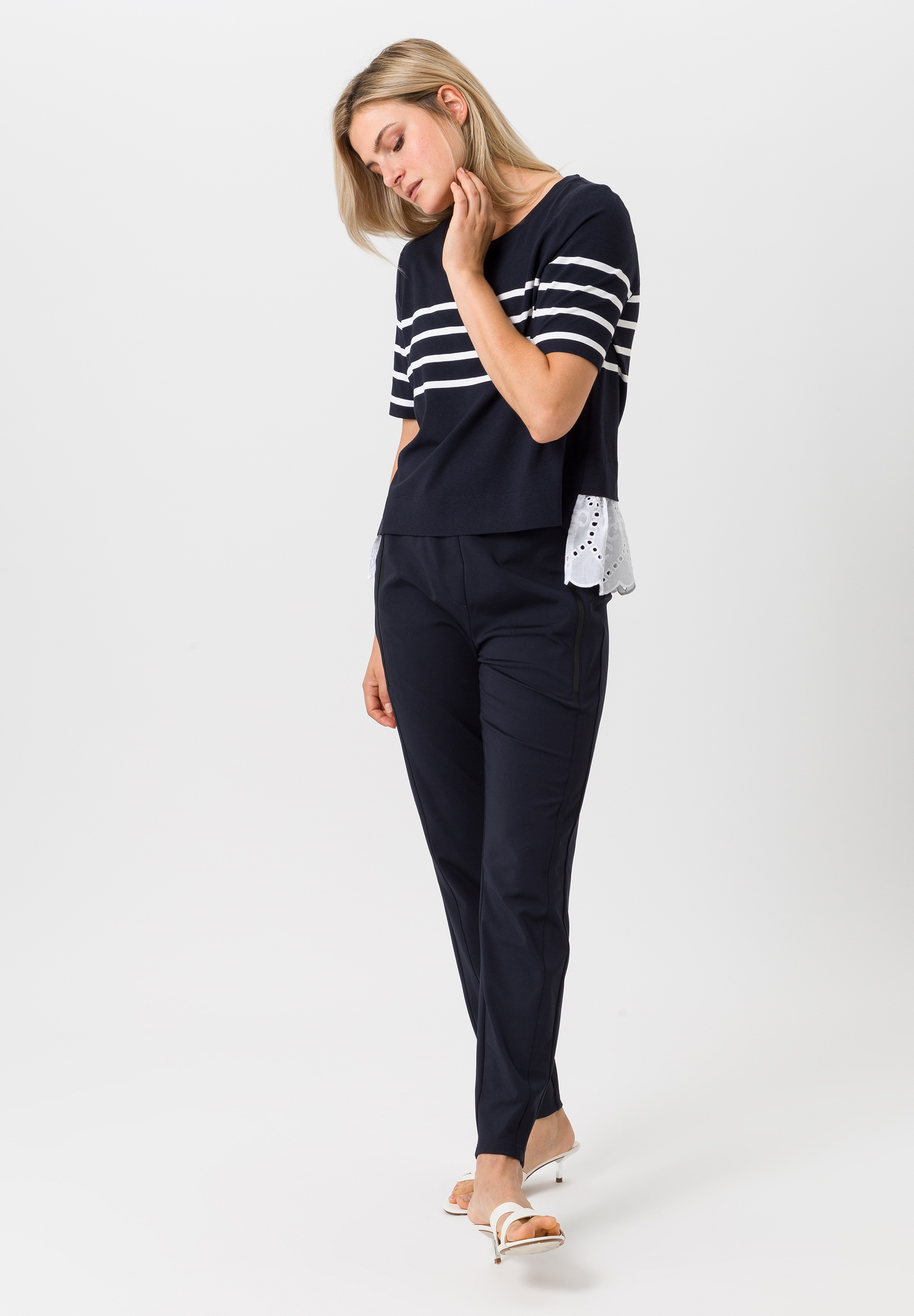 Kurzarmshirt mit Spitze am Saum - Produktbild 2
