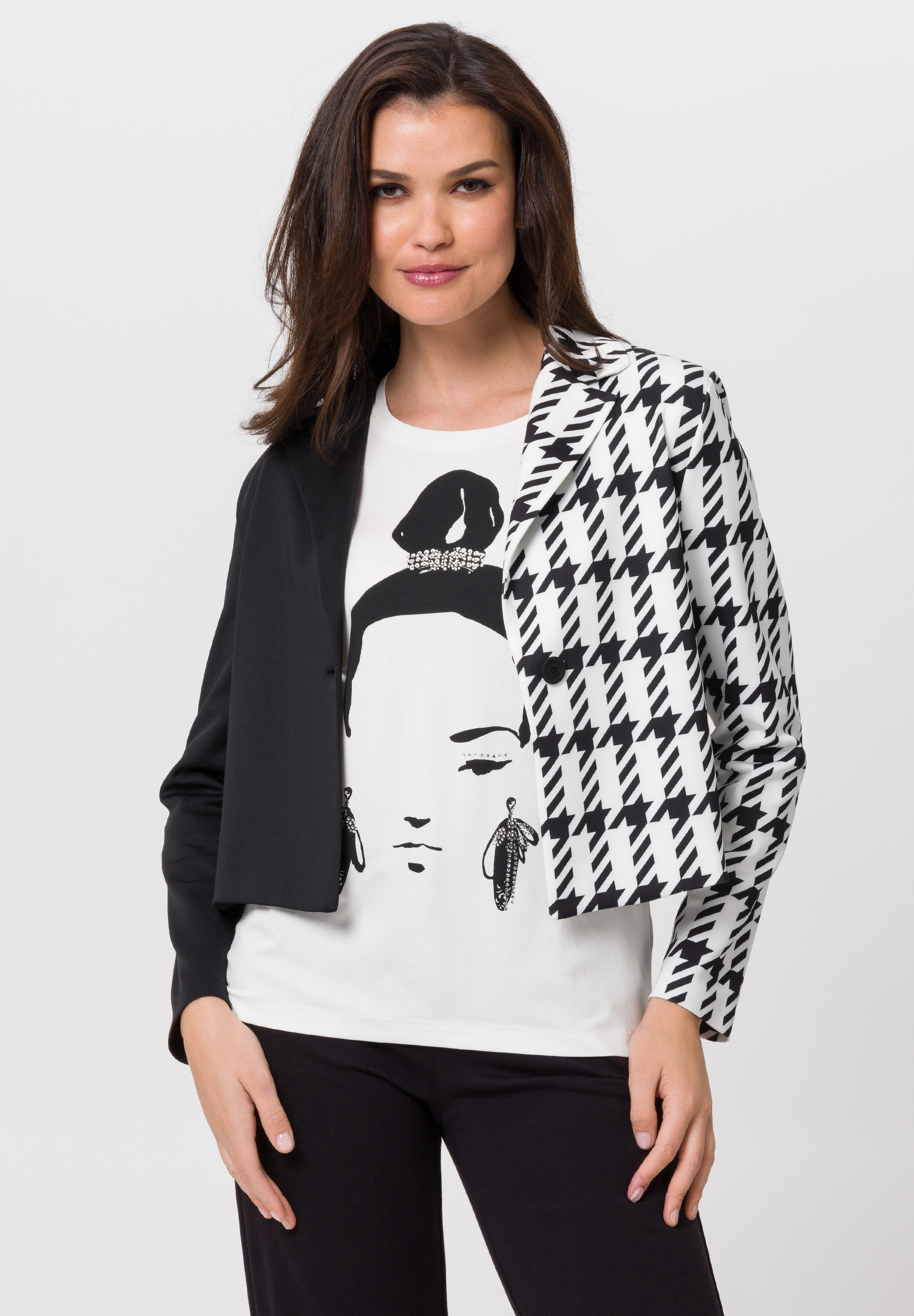 Short blazer in contrasting design with houndstooth pattern - Bild 1 Short blazer in contrasting design with houndstooth pattern - Bild 1