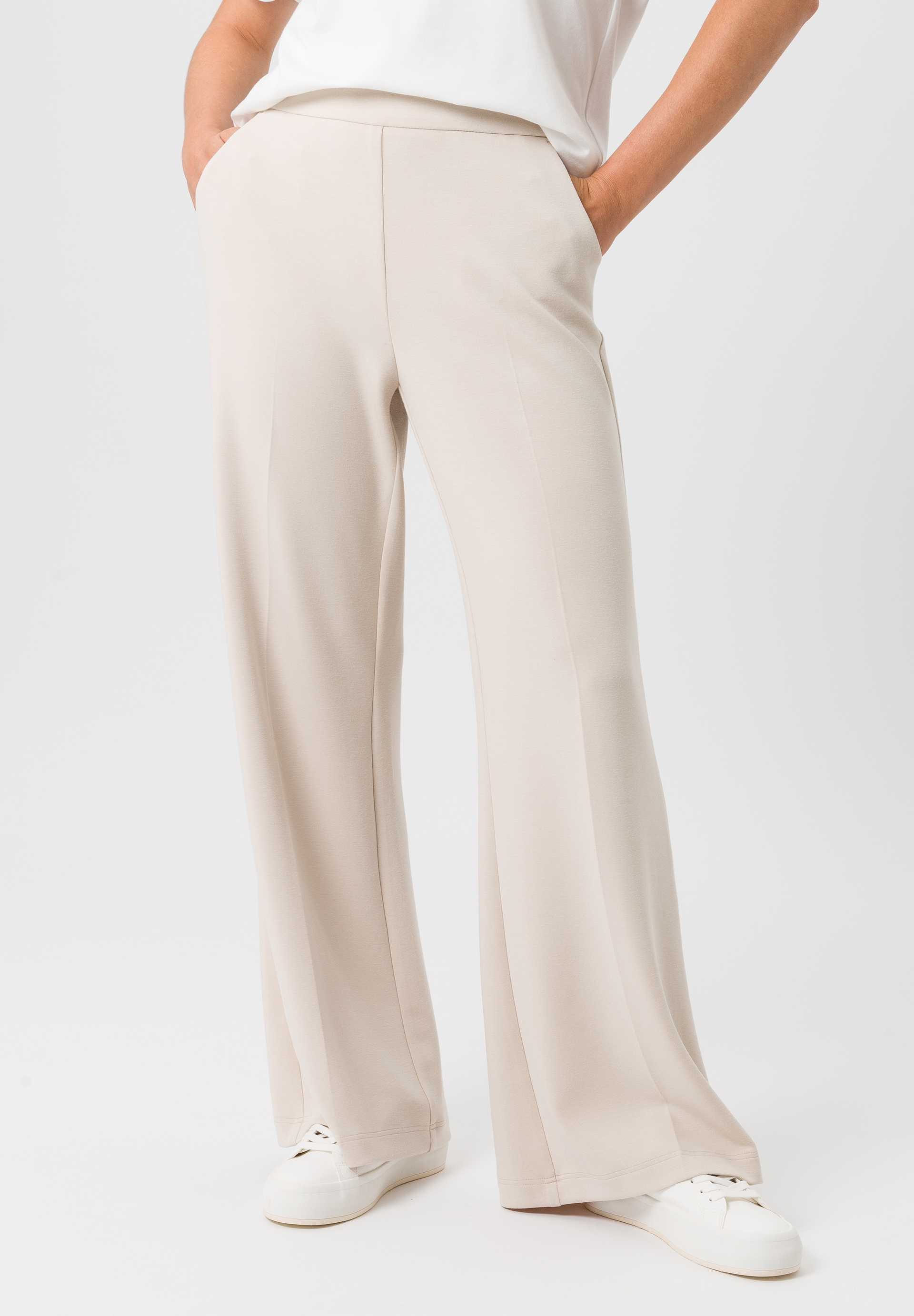 Trousers in a timeless look Trousers in a timeless look - Product Image 1