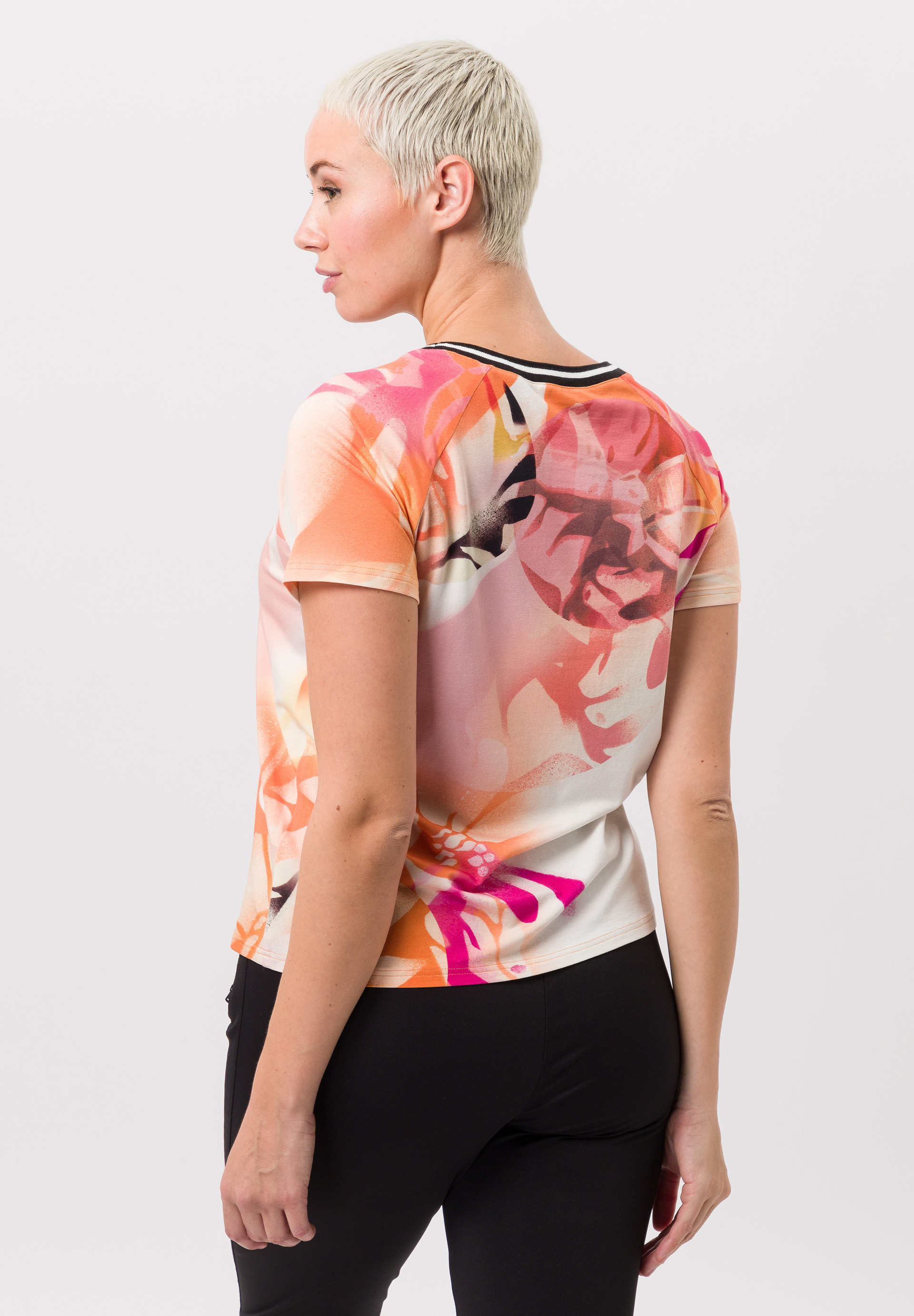 Shirt in sommerlicher Farbauswahl - Bild 2