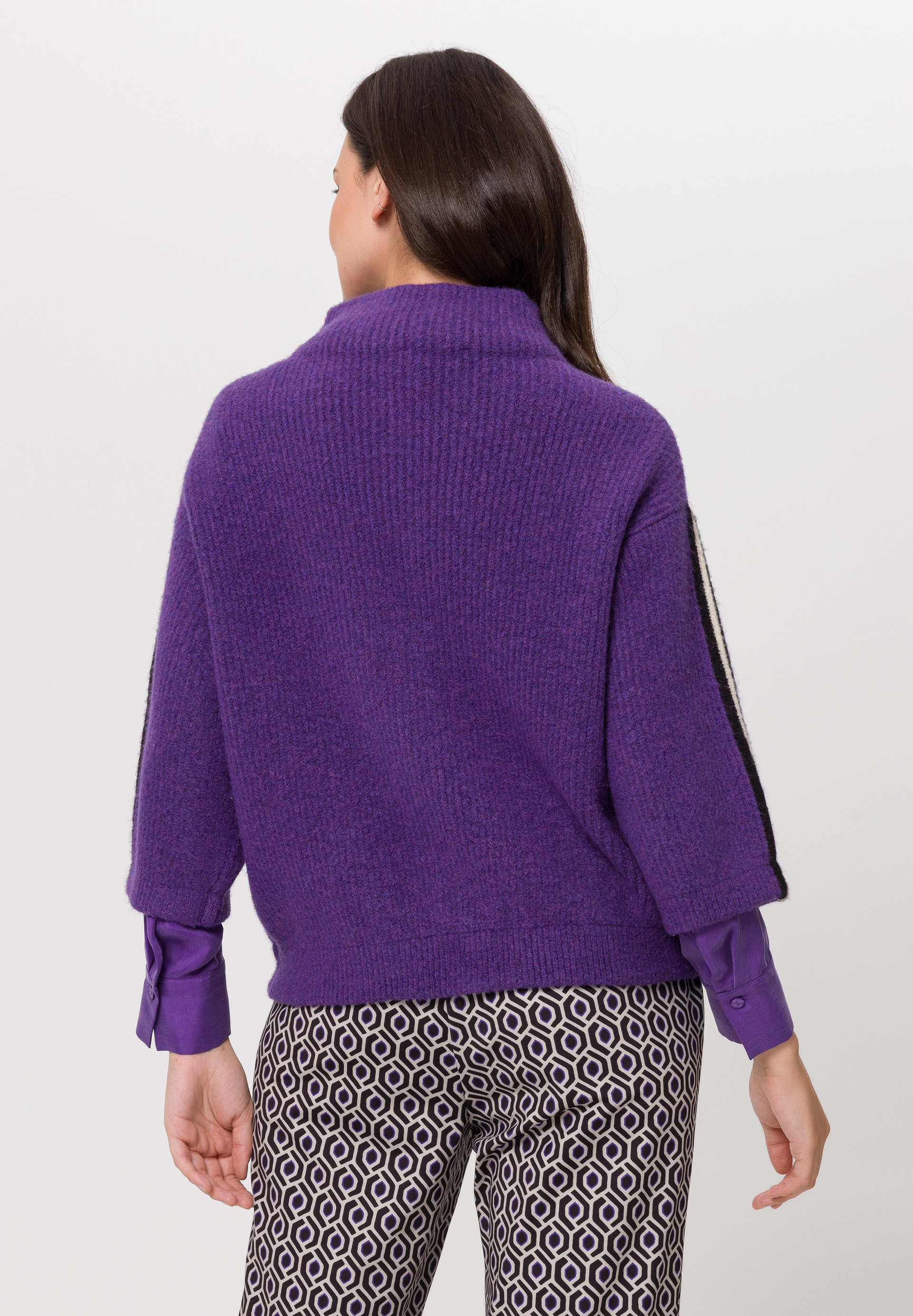 Strickjacke in lässiger Passform - Bild 2 Strickjacke in lässiger Passform - Bild 2
