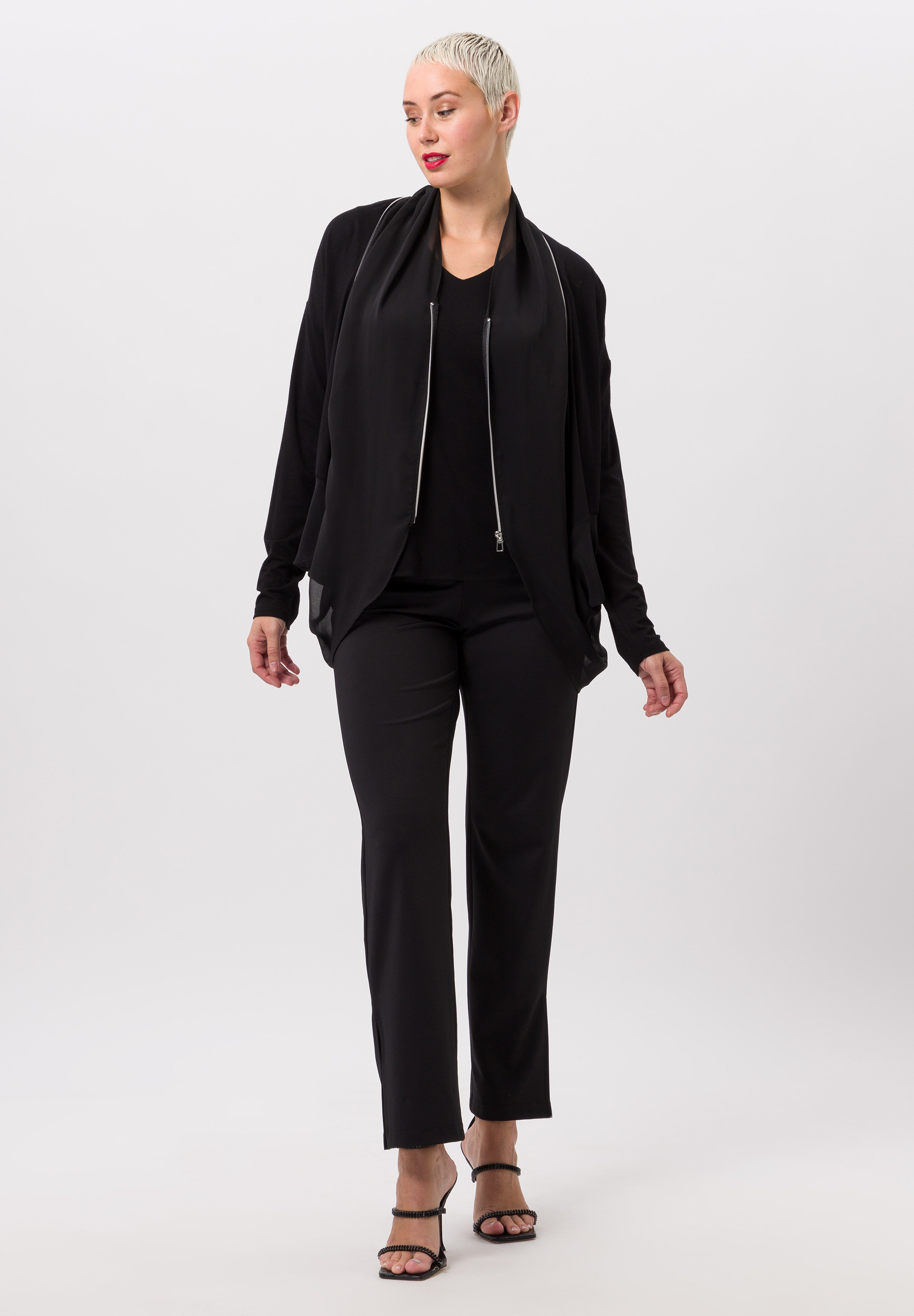 Trousers with small print Trousers with small print - Product Image 2