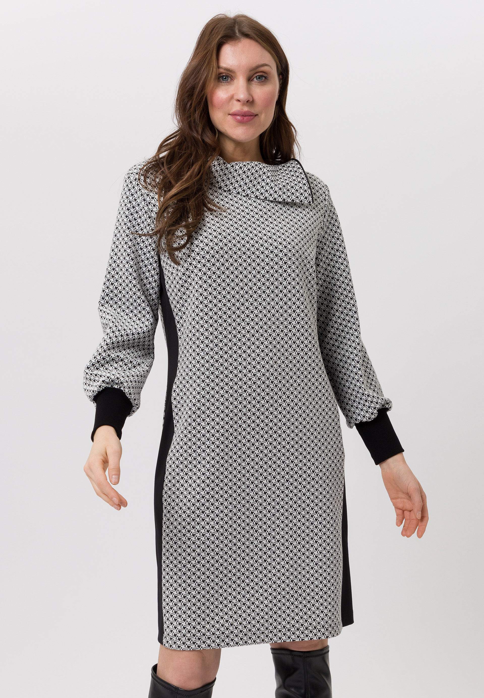 Kleid mit Grafik-Strickmuster - Produktbild 1