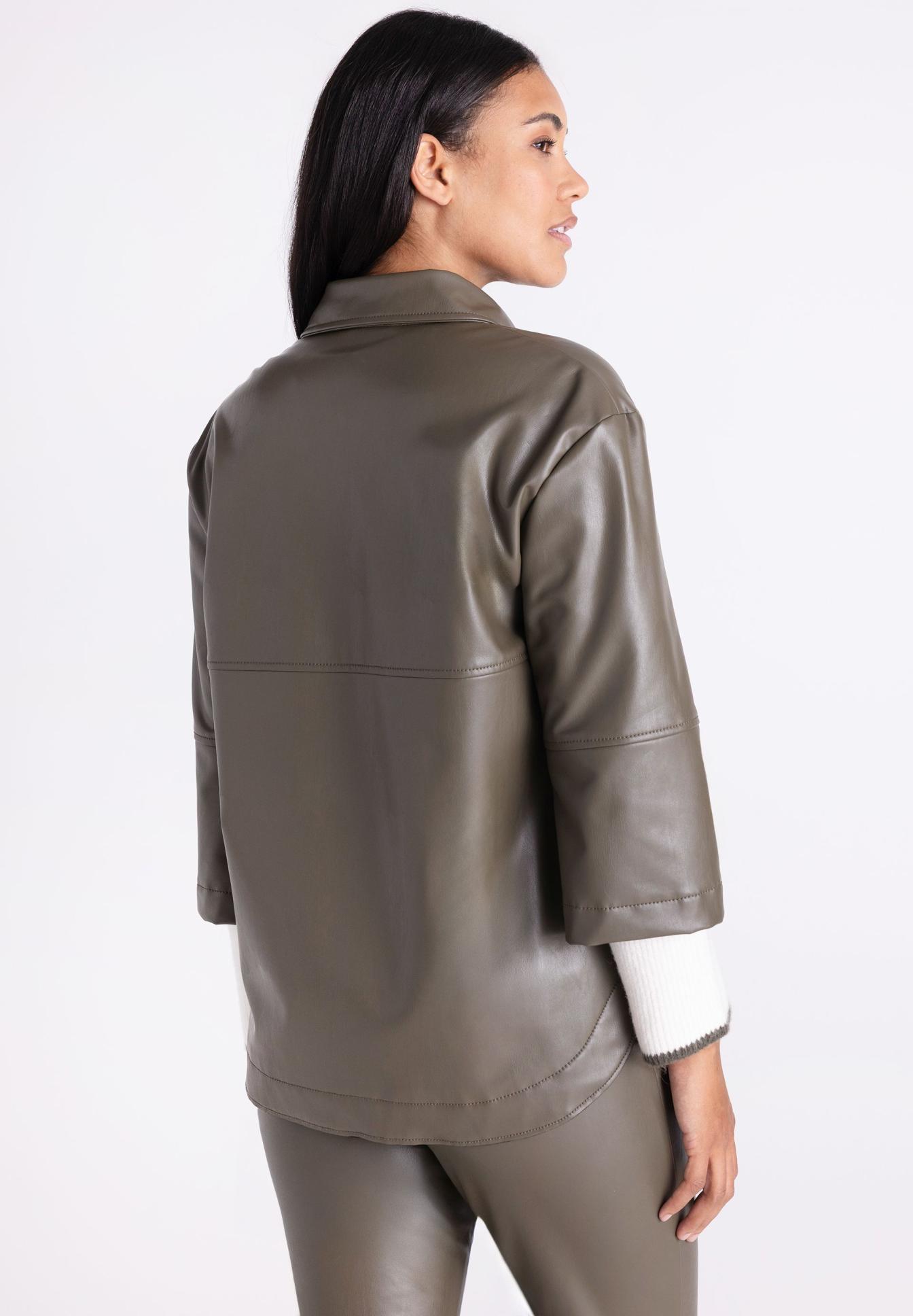 lederjacke, lounge-anzug, olivgrün, lackleder, back-ansicht, Lederjacke, Lederlook, Oversizejacke, Kunstleder, Melierte Farbe, lederjacke, jacke, ohne print, lackleder, amu leather?, lederjacke, lackleder, ovale jacke, graugrün, langärmlig
