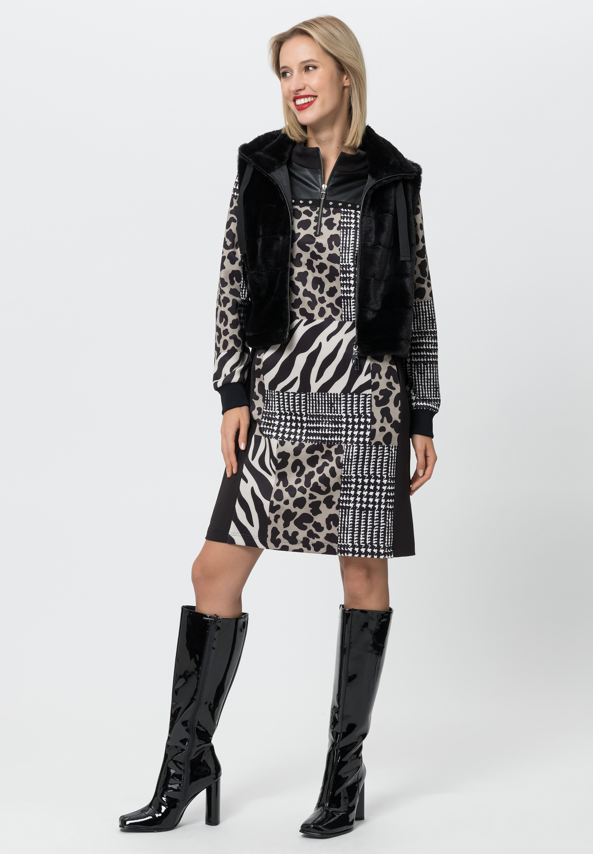 Dress in patchwork design - Product Image 2