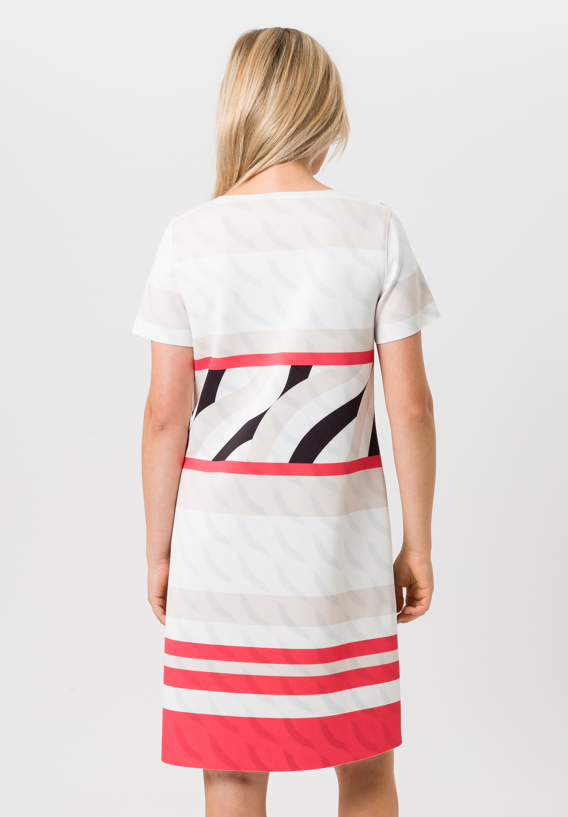 Wendekleid in modernem Print - Bild 3 Wendekleid in modernem Print - Bild 3