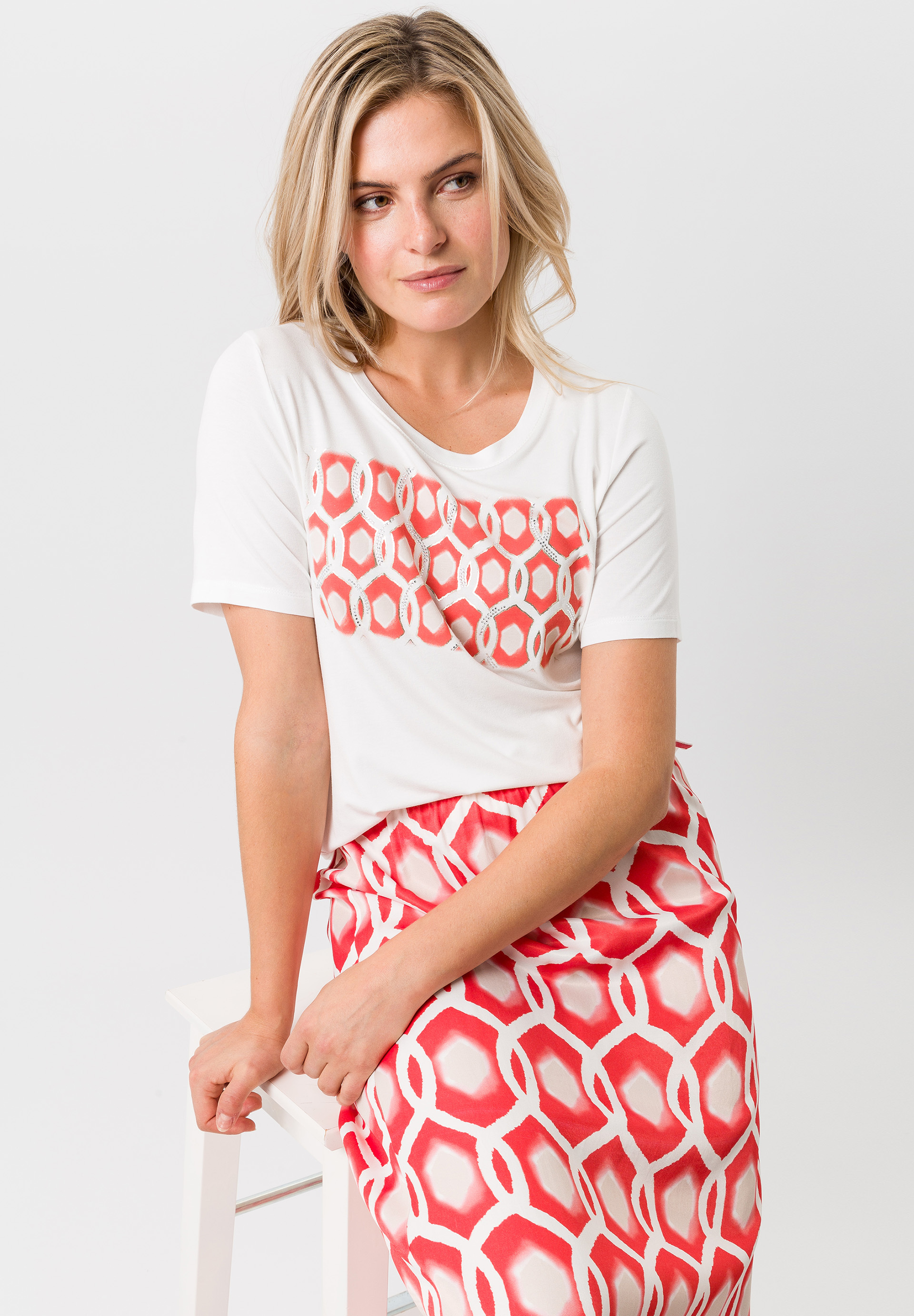 Shirt mit auffälligem Print - Bild 4