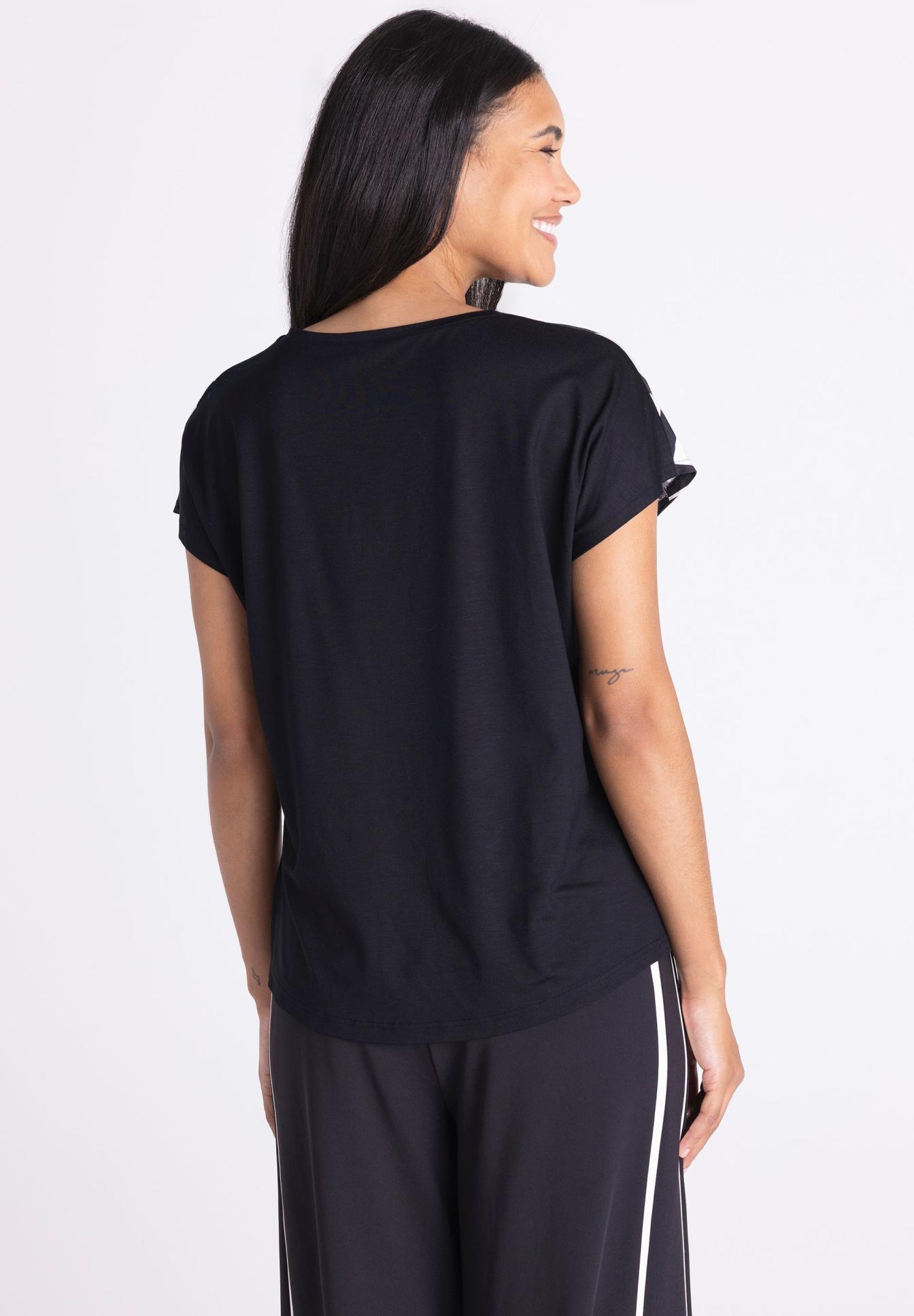 t-shirt, kurze Ärmel, schwarz, baumwolle, rundhals, schwarz, T-Shirt, Kurzarm, Rundhals, Baumuster?, t-shirt, kurzarm, schwarz, rundhalsausschnitt, lockere Passform, T-Shirt, Kurzärmelig, Rundhals, Schwarz, Baumwolle