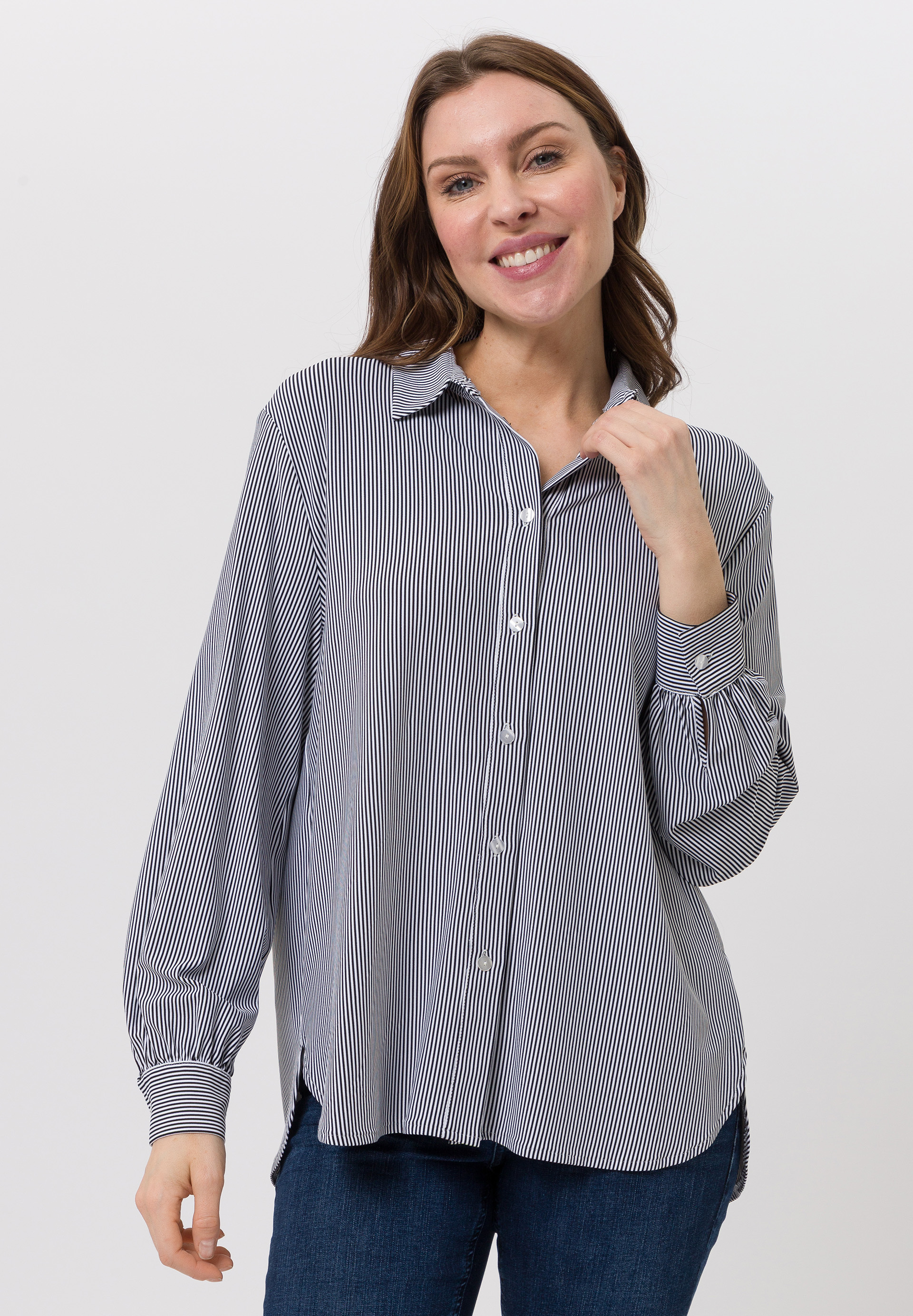 Blouse With a fine structure - Product Image 1