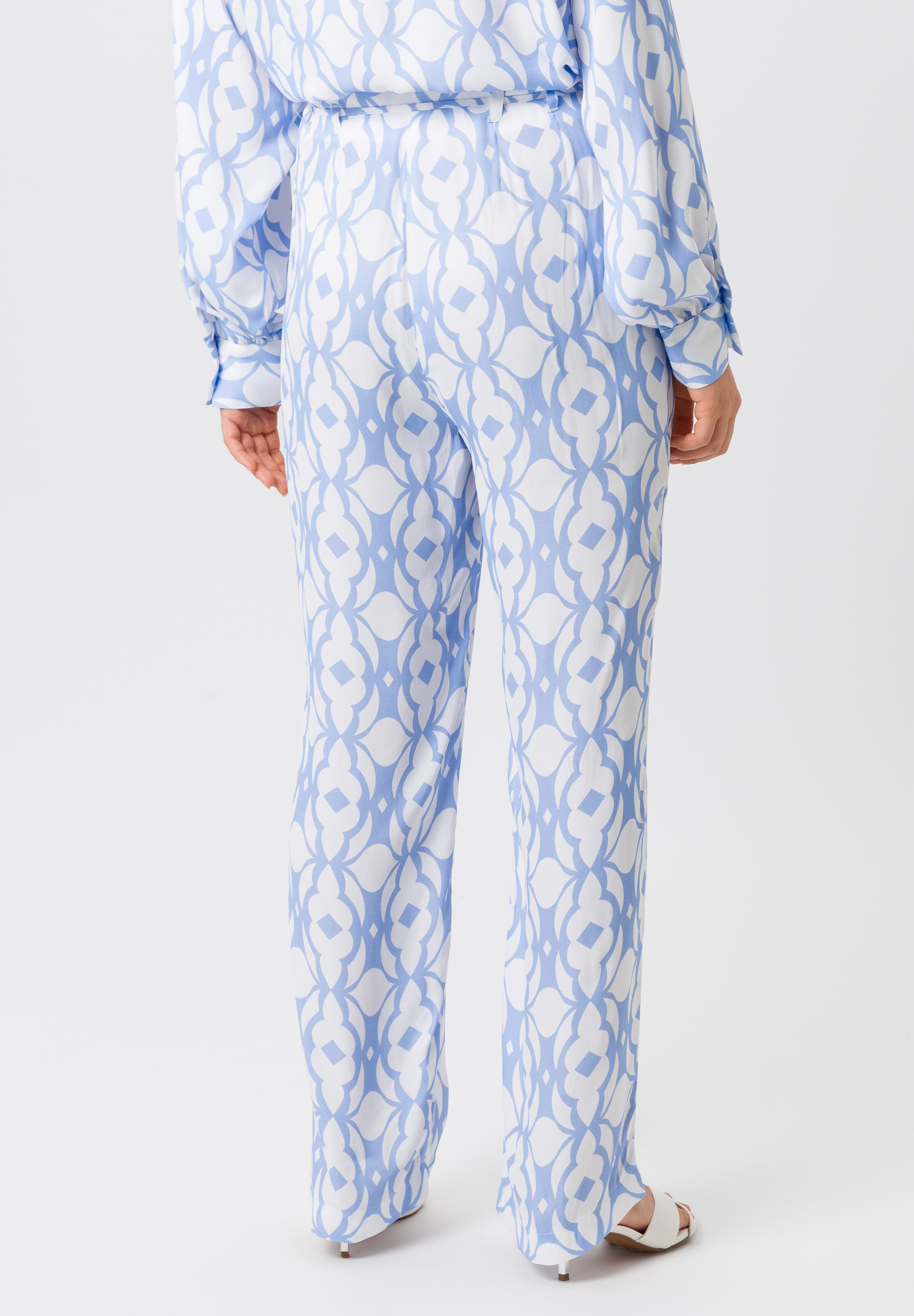 Stoffhose mit elastischem Bund - Bild 2
