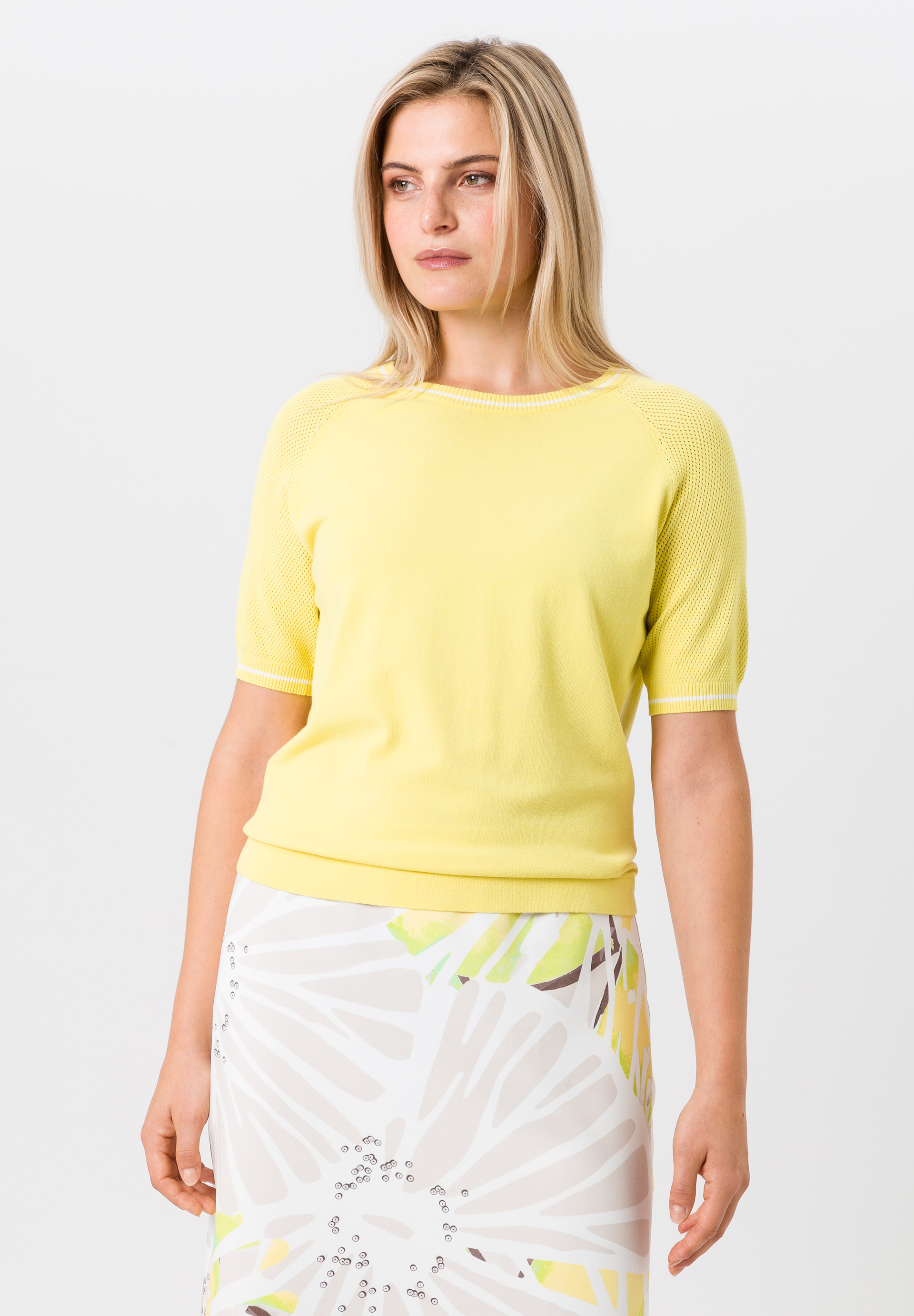 Strickshirt mit Netzärmeln Strickshirt mit Netzärmeln - Produktbild 1