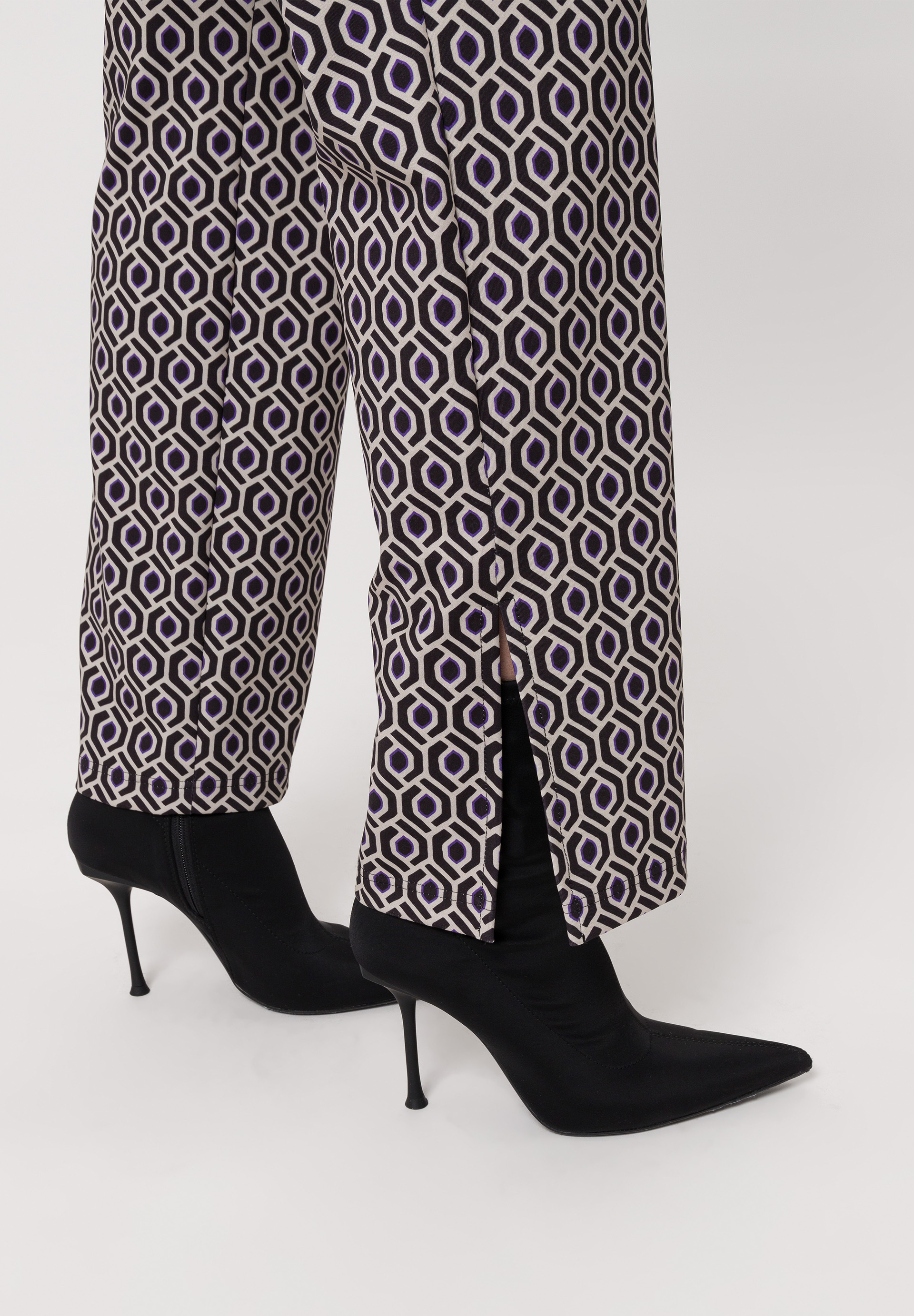 Trousers with striking all-over pattern - Bild 4 Trousers with striking all-over pattern - Bild 4