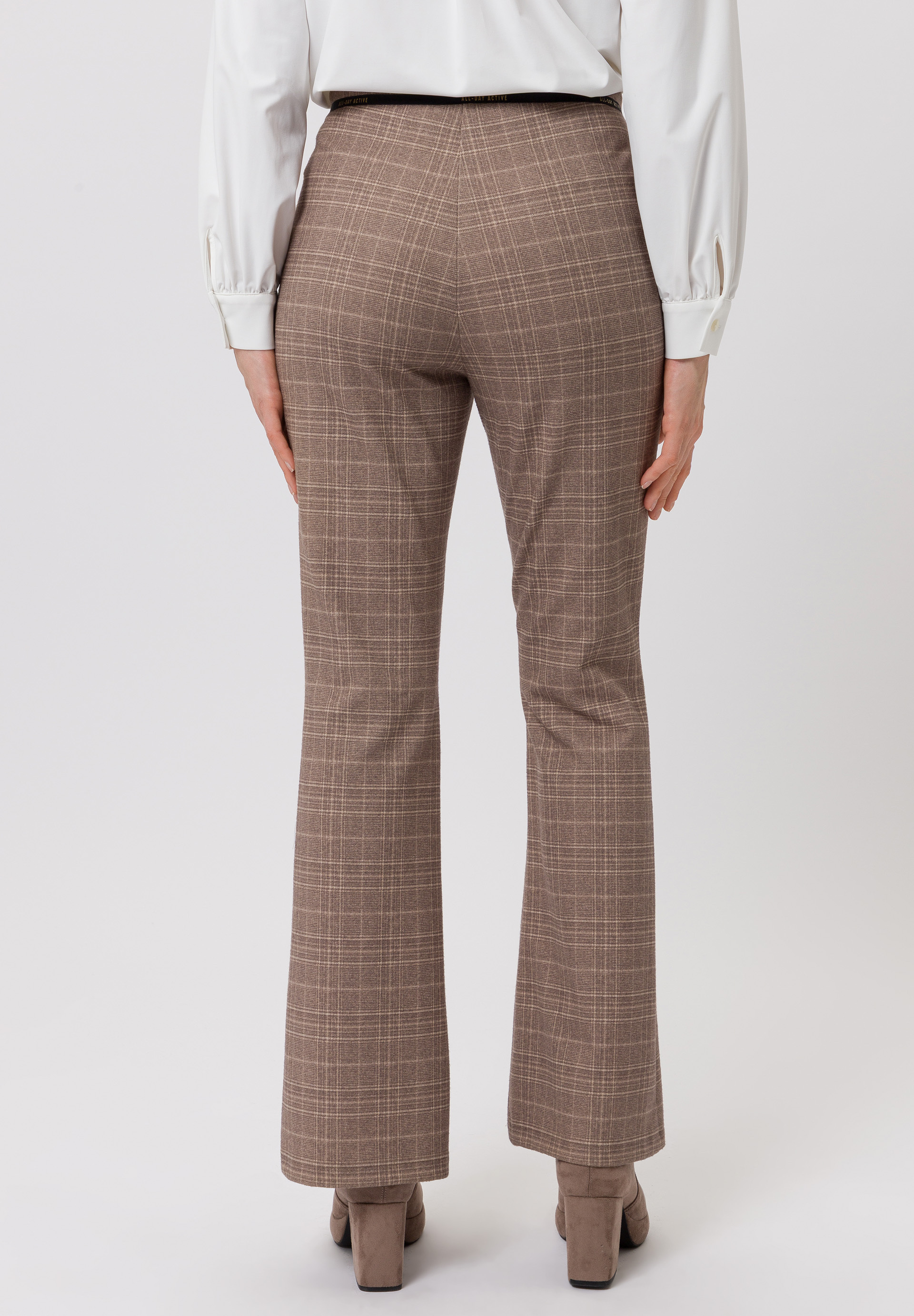 Hose in bequemer Stretch-Qualität - Bild 2 Bekleidung, Hosen, Dekoration für Zuhause, Leinen, Bekleidung, Hosen, Dekoration für Zuhause, Leinen