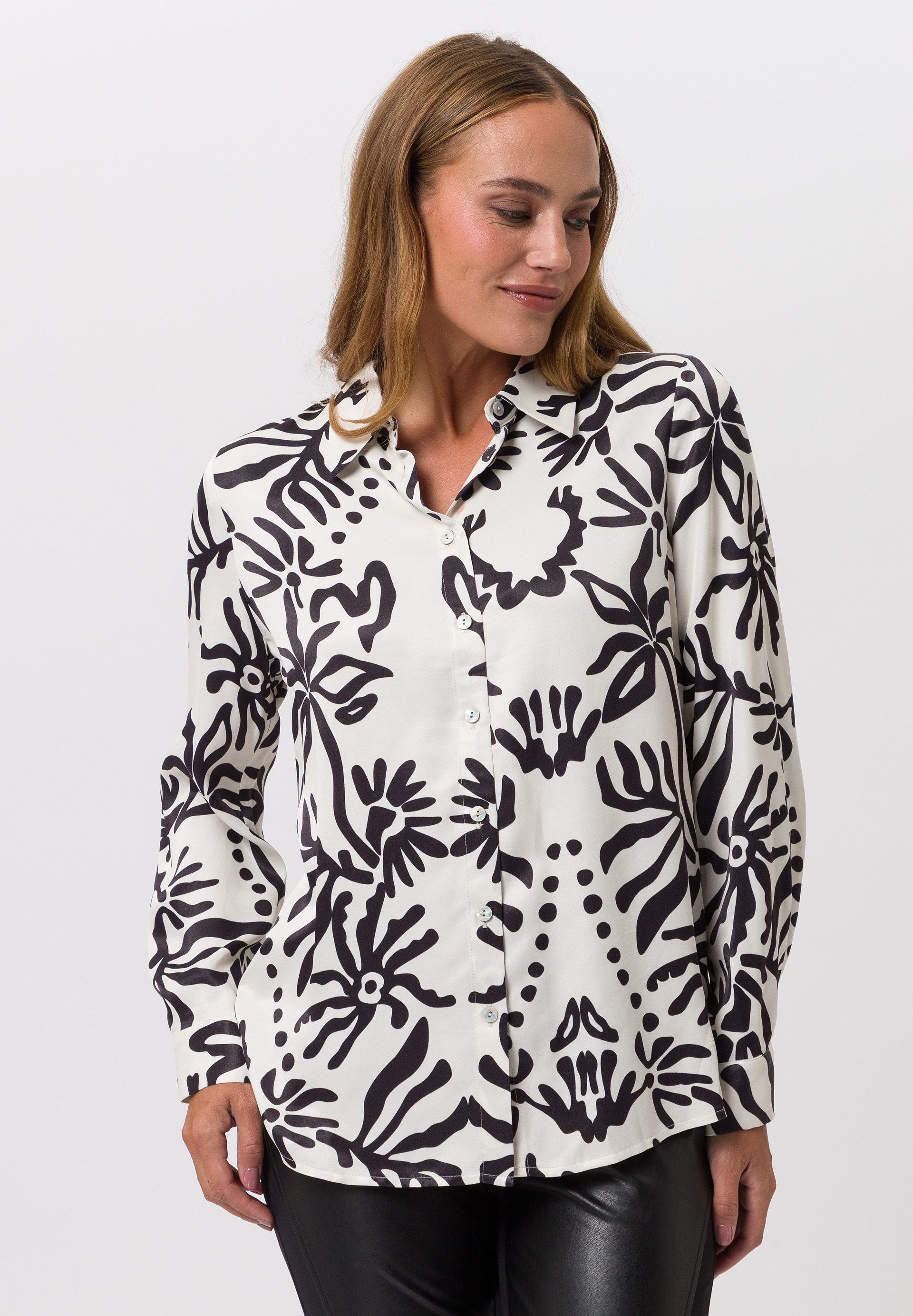 Blouse With statement print Blouse With statement print - Product Image 1