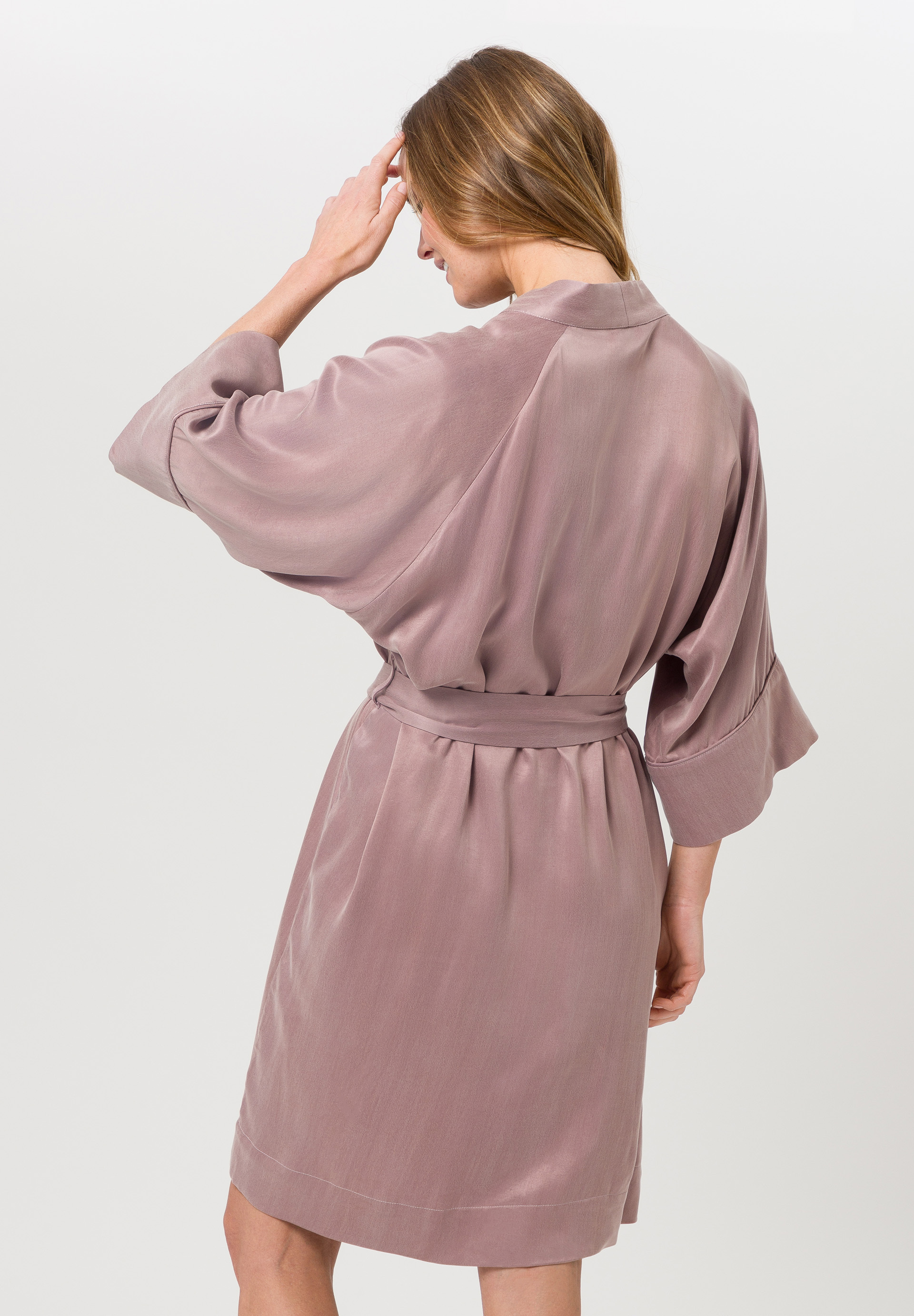 Kimono aus Cupro - Bild 2 Kimono aus Cupro - Bild 2