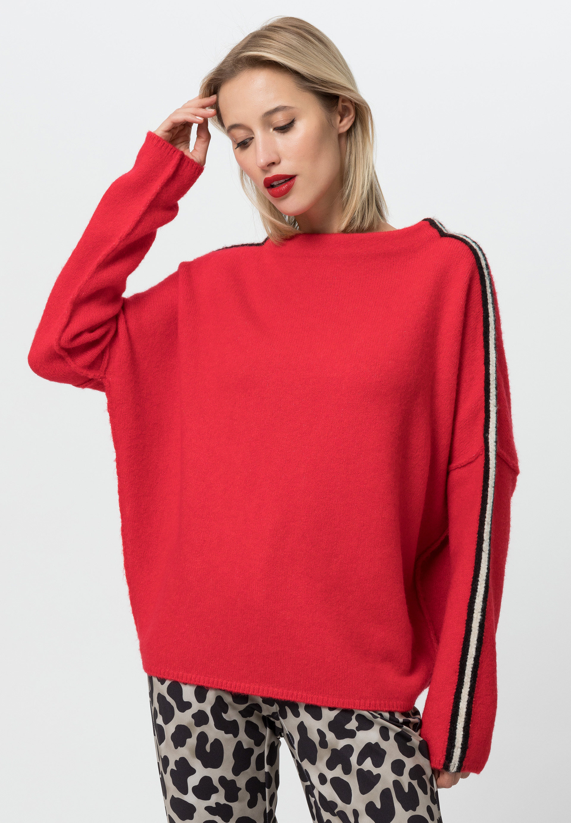Knitted jumper with contrasting stripes along the sleeves - Product Image 1