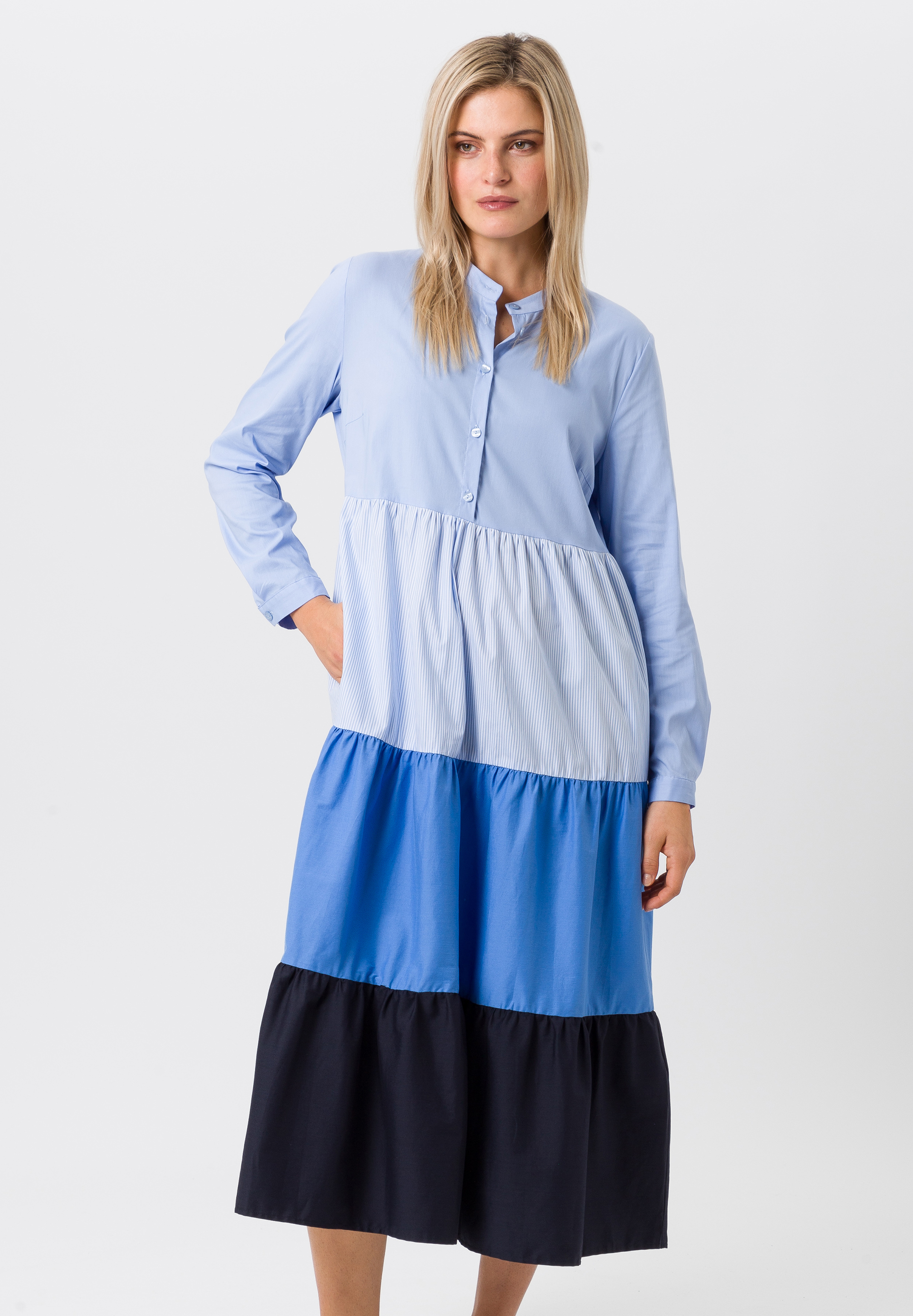 Stufenkleid mit abgestuften Partien - Bild 1