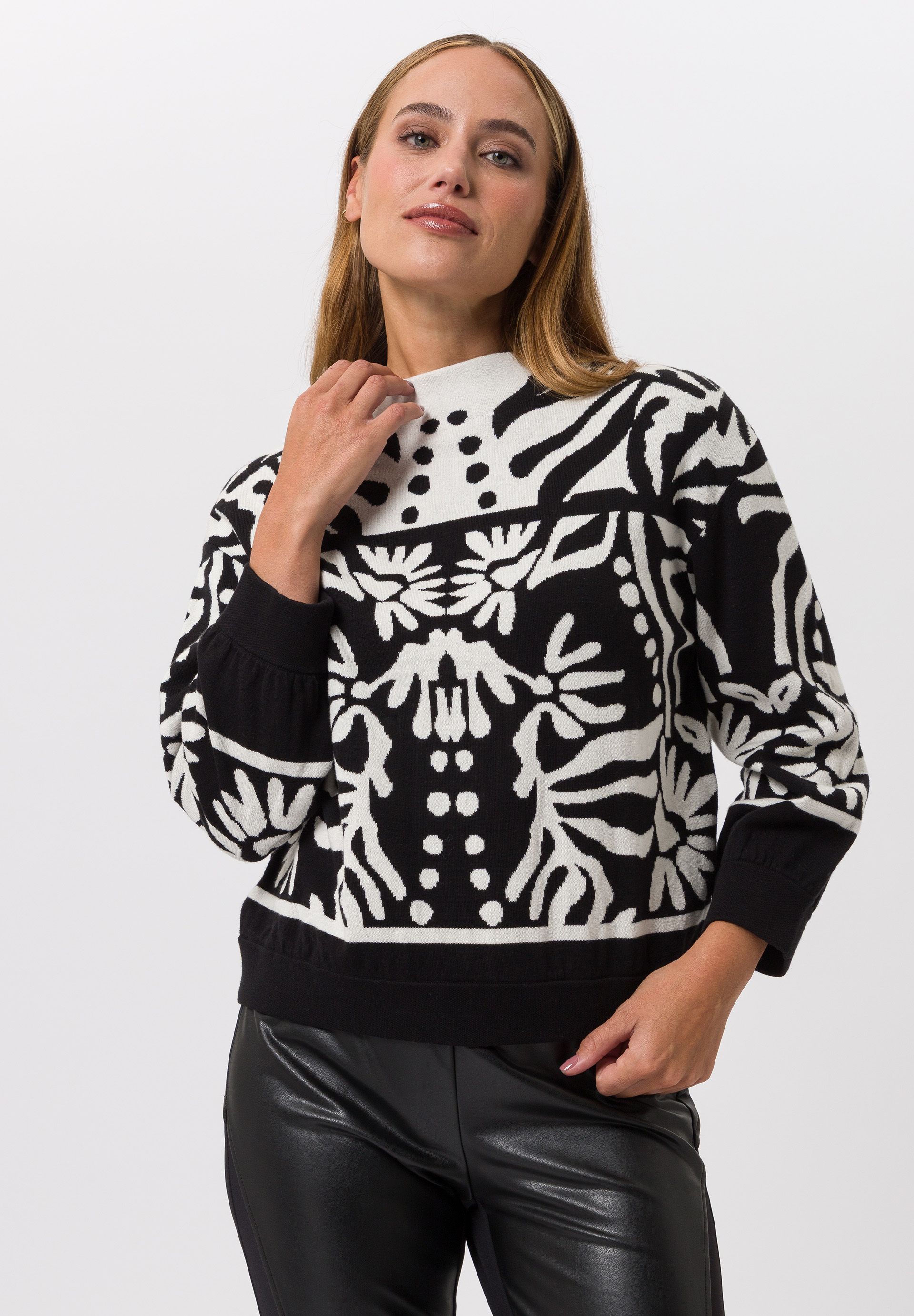 Strickpullover in kontraststarkem Design - Produktbild 1