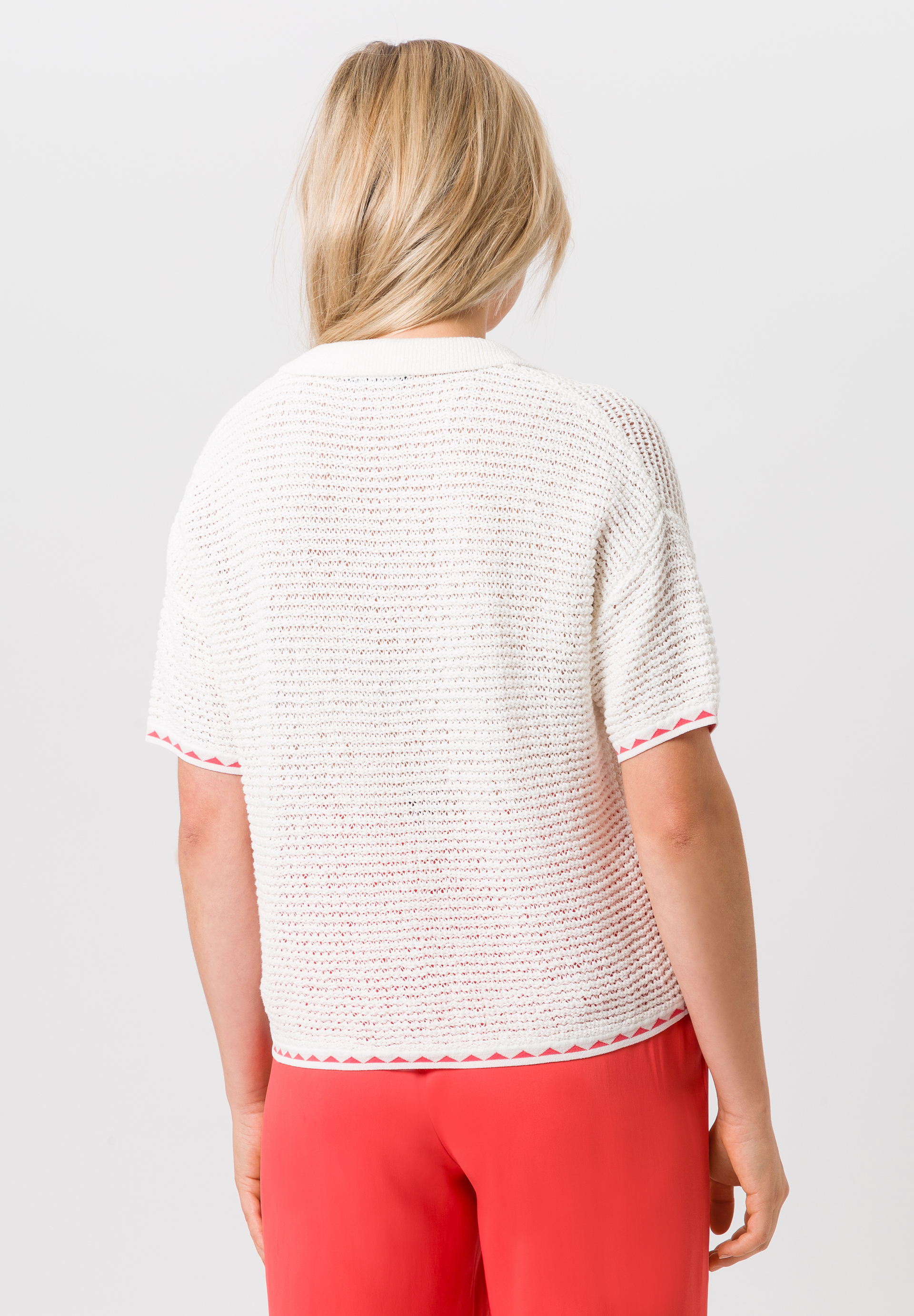 Strickshirt mit kontrastierenden Abschlüssen - Bild 2 Strickshirt mit kontrastierenden Abschlüssen - Bild 2