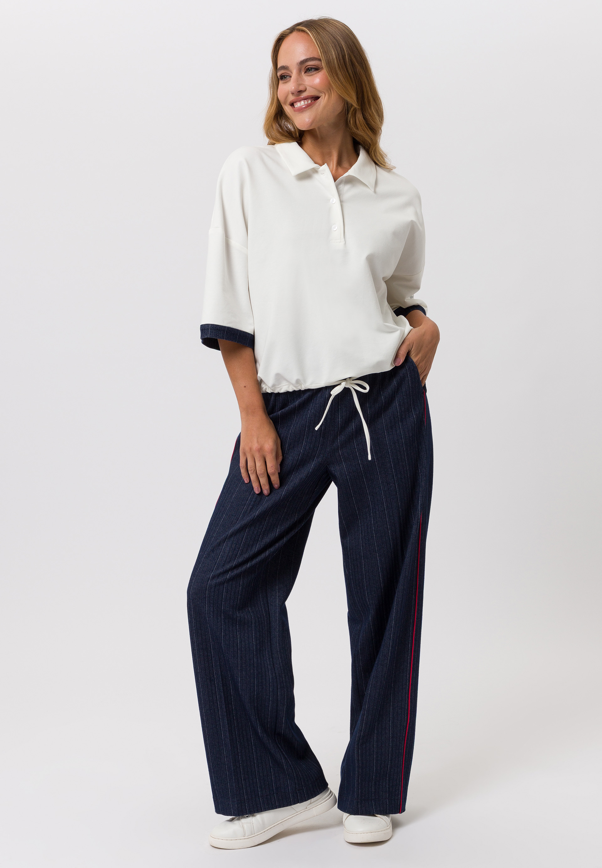 Polo shirt In a contrasting look - Product Image 2