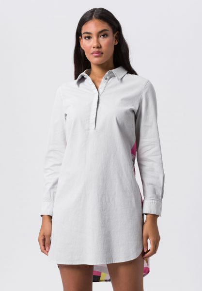 Kleid mit hippen Kontrastrücken