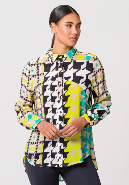 Longbluse mit buntem Hahnentrittmuster