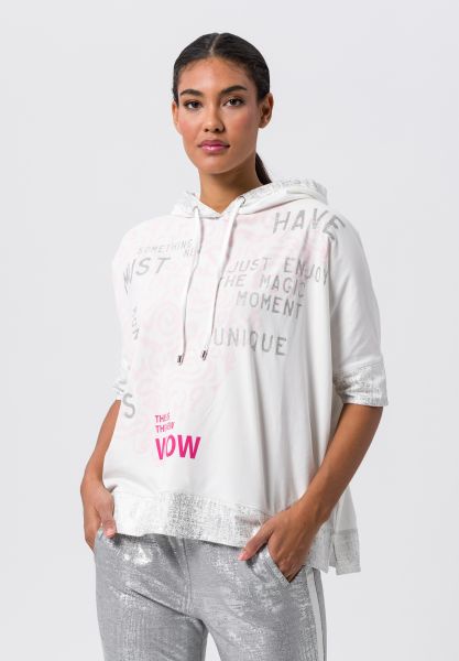 Shirt mit coolen Glanzdetails