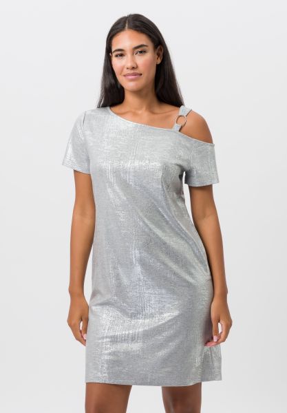 Kleid mit asymmetrischem Ausschnitt