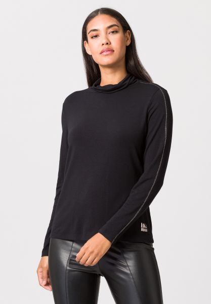 Langarmshirt mit Rollkragen und Overlocknähten