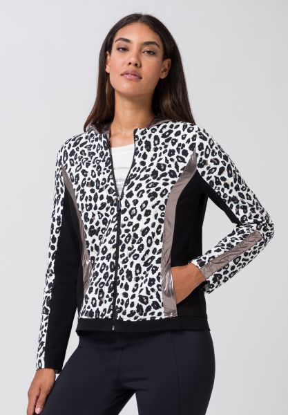 Leichtjacke mit Kapuze
